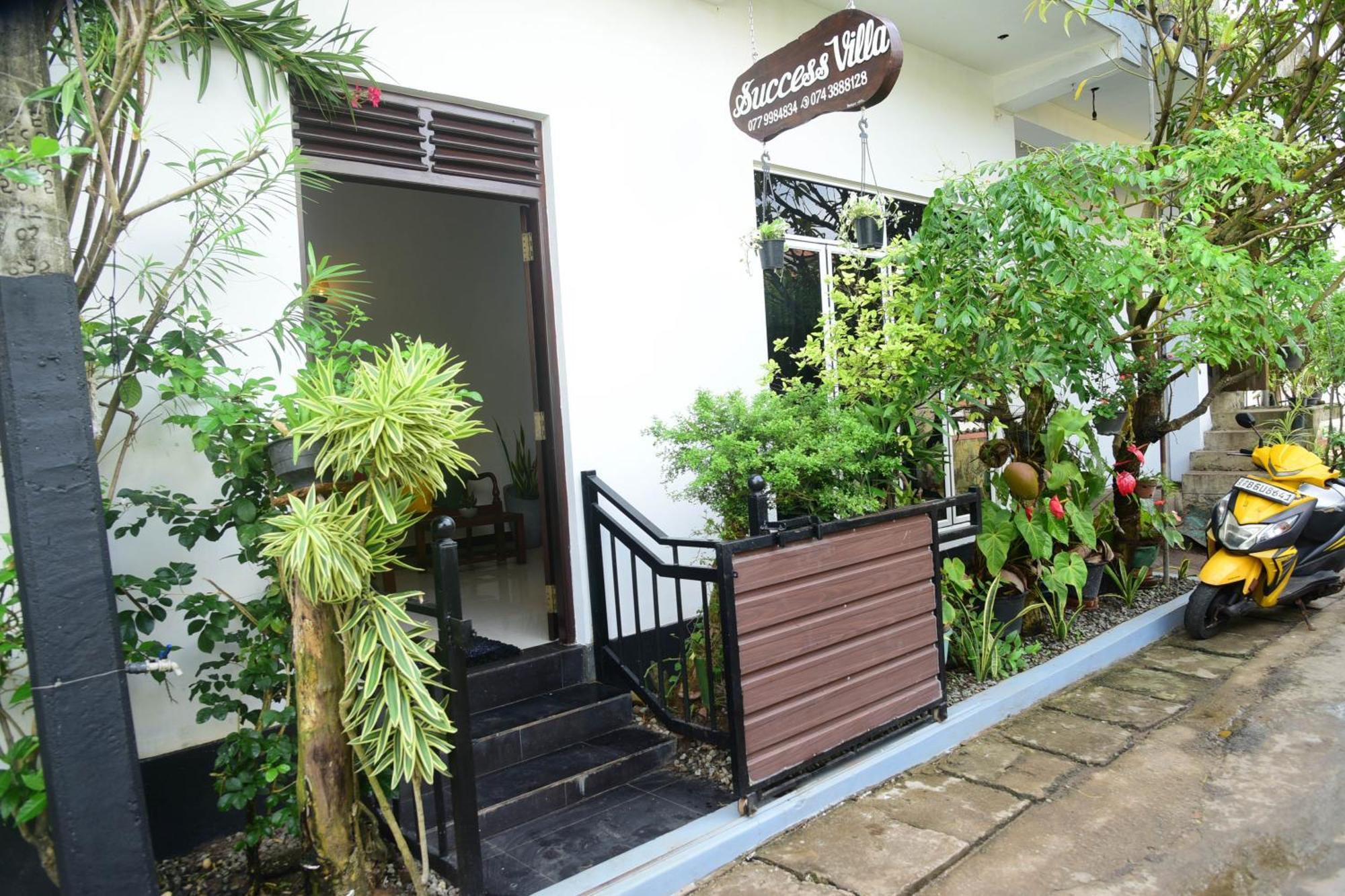 Success Villa Hikkaduwa Esterno foto